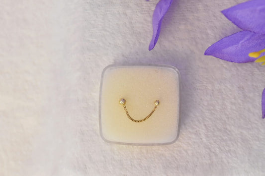 Broquel cadena hongo diamantado, oro 10k