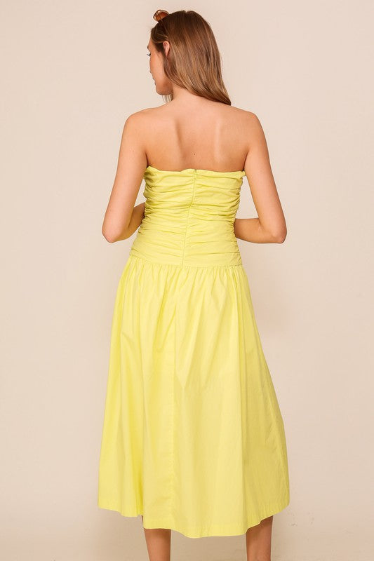 Vestido strapless amarillo limón