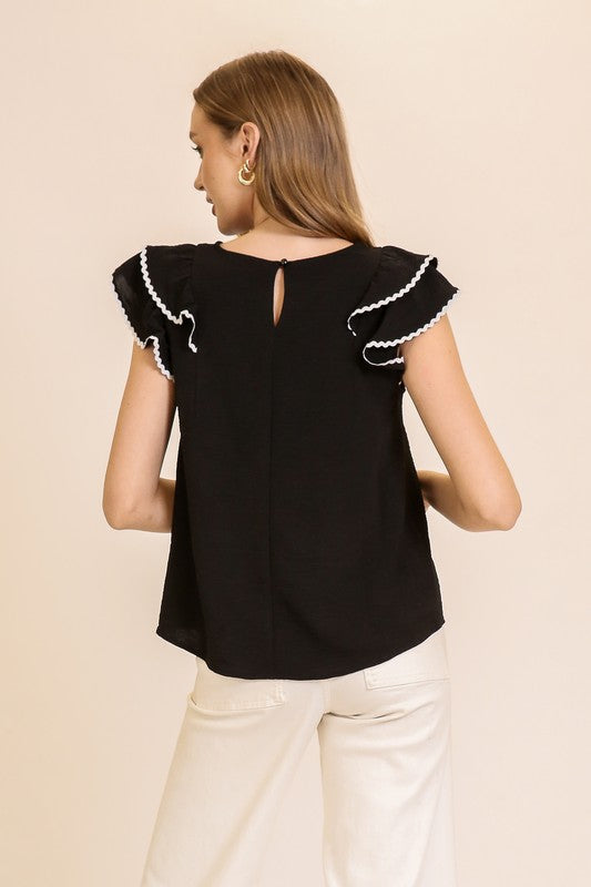Blusa con contraste y olan en manga