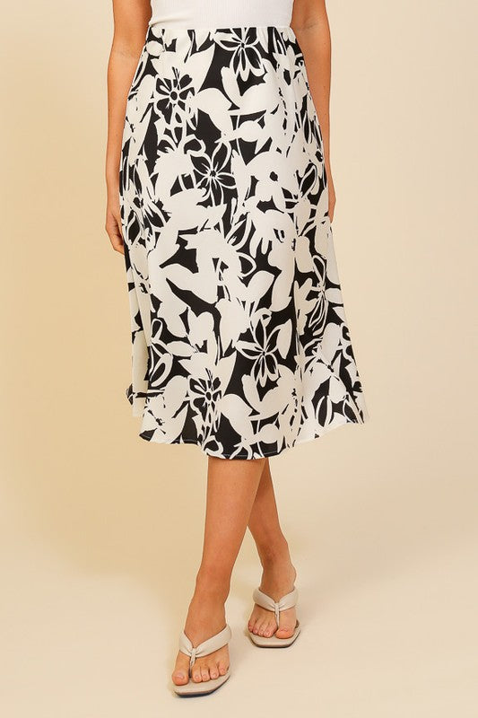 Falda satinada black & white