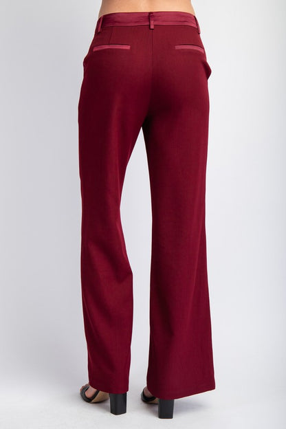 Pantalón formal tinto