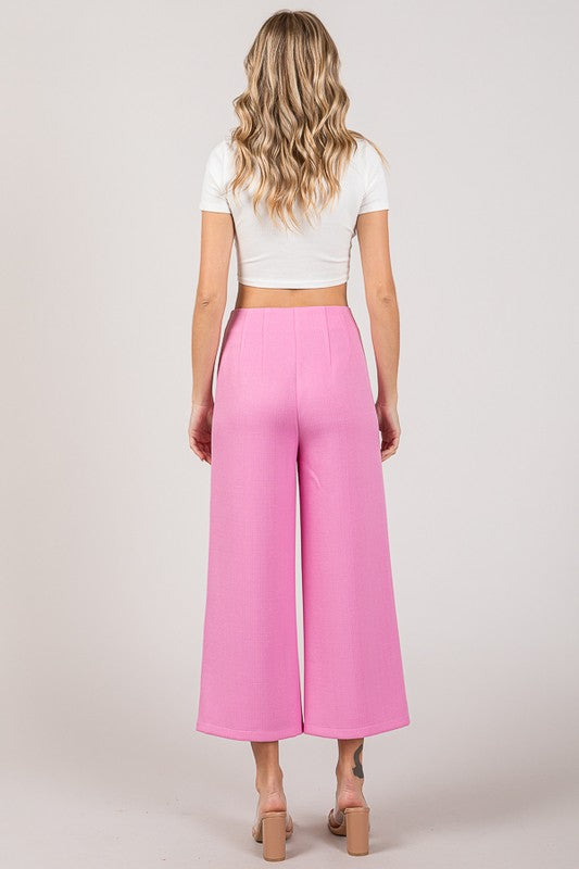 Pantalon corto con cintura alta color rosa chicle