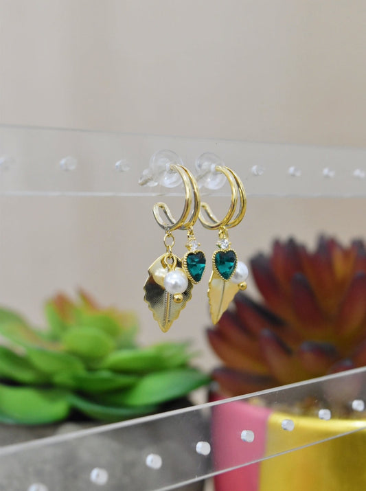 Arracada Con Hoja  Y  Piedra